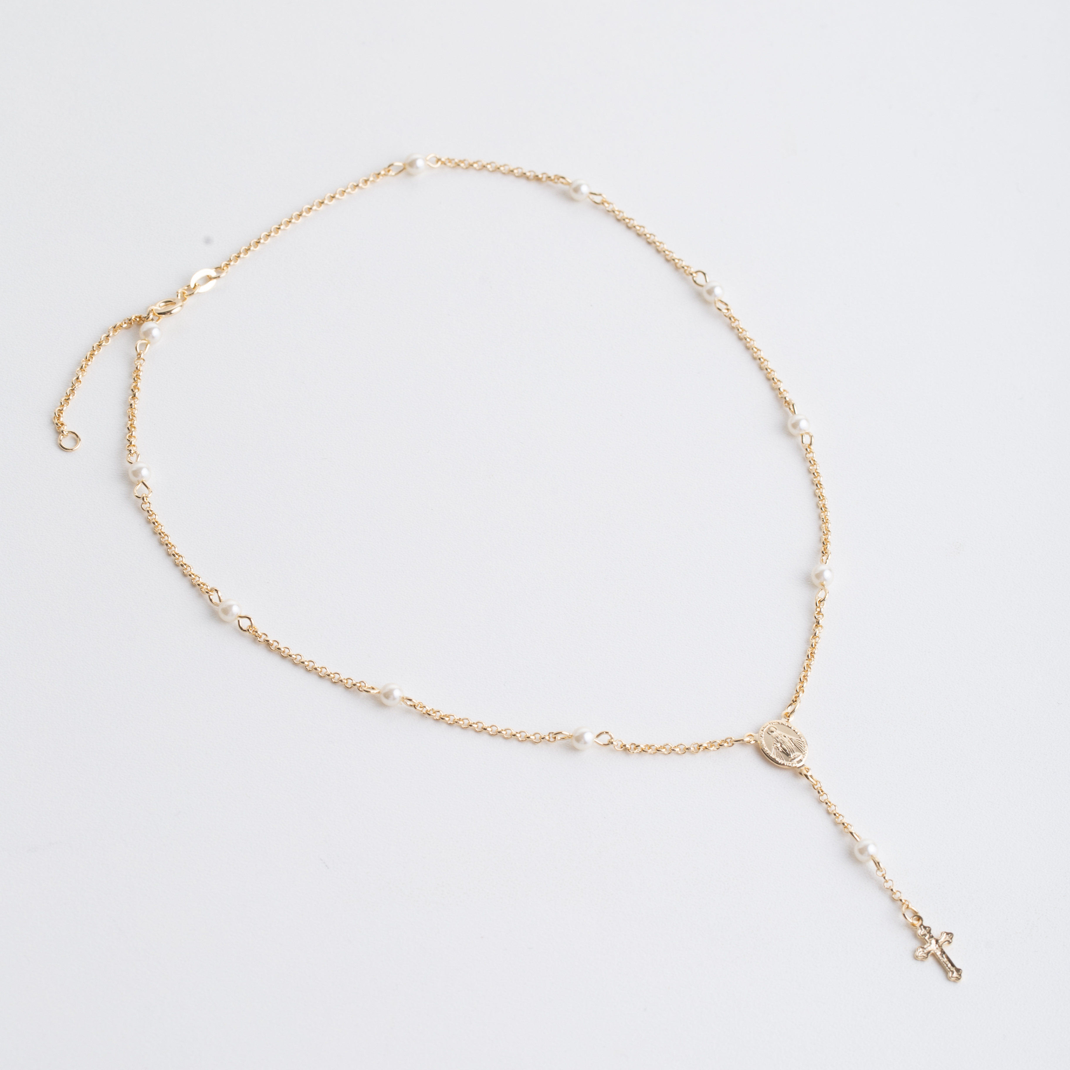 18873 18" Pearl Rosary Necklace With Milagrosa